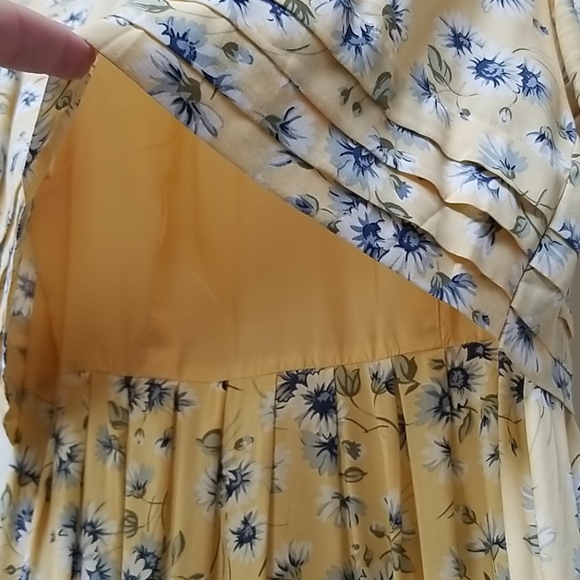 👗WORTHINGTON DAISY PRINT DRESS - Picture 4 of 9